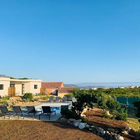 Appartement Libeccio Au Calme Plages à 7 Minutes Piscine Chauffée Bbq *