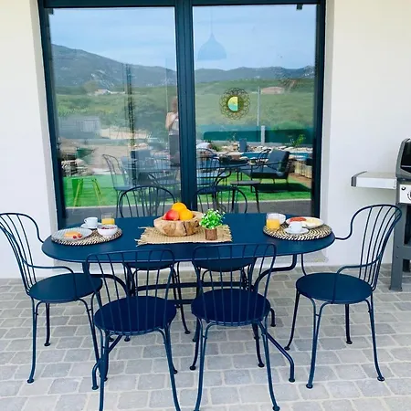 Libeccio Au Calme Plages à 7 Minutes Piscine Chauffée Bbq Appartement