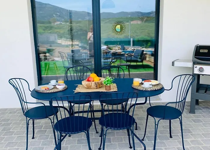 Libeccio Swimming Pool Bbq Apartmán